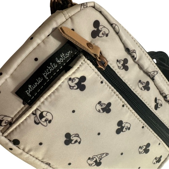 Disney NWT Crossbody Bag with Mickey Mouse Print - Picture 3 of 4